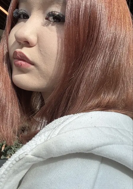 Я Айлита, 18, из Саранска, ищу знакомство для постоянных отношений