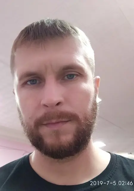 Алексей из Нерюнгри, мне 37, познакомлюсь на одну ночь