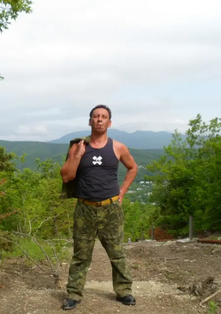 Я Alex, 48, знакомлюсь без обязательств в Вязьме