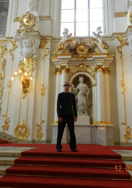 Станислав из Стерлитамака, мне 37, познакомлюсь на одну ночь