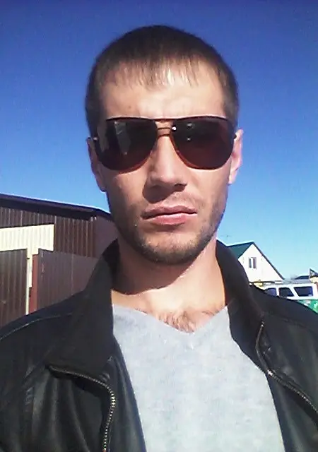 Я Александр, 38, знакомлюсь для постоянных отношений в Кургане