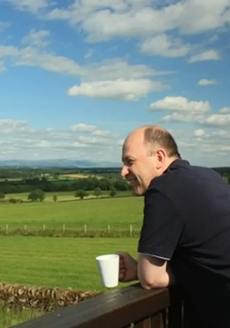 Я Nekolay, 70, из Саратова, ищу знакомства без обязательств