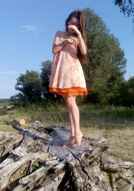 Я Анна, 29, знакомлюсь на одну ночь в Томске