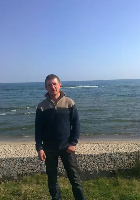 Я Владимир, 44, знакомлюсь без обязательств в Балтийске