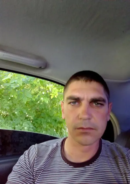 Саша из Ессентуков, ищу на сайте знакомства на одну ночь