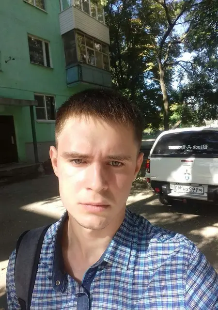 Я Владислав, 28, знакомлюсь без обязательств в Таганроге