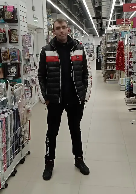 Я Андрей, 44, знакомлюсь без обязательств в Пушкине