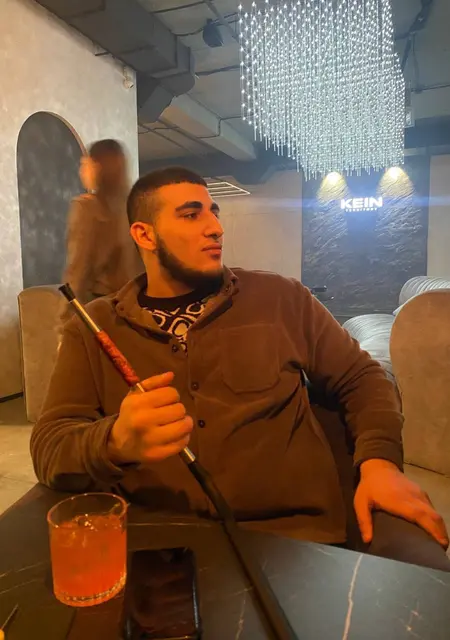 Я Зорик, 27, знакомлюсь для постоянных отношений в Верхней Пышме