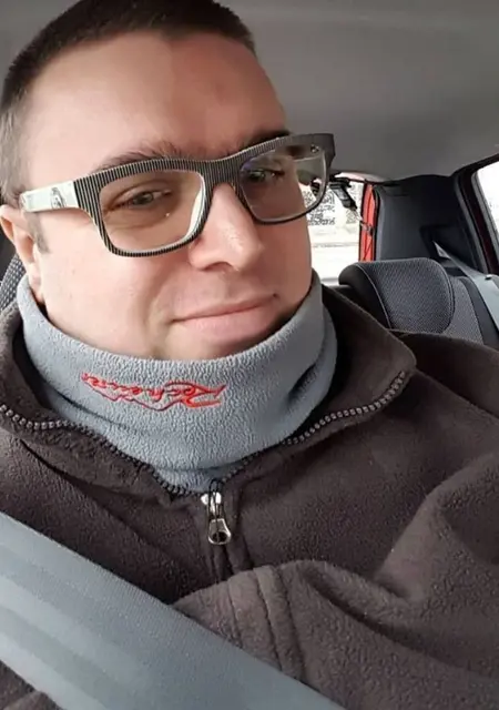 Mickal из Парижа, мне 37, познакомлюсь