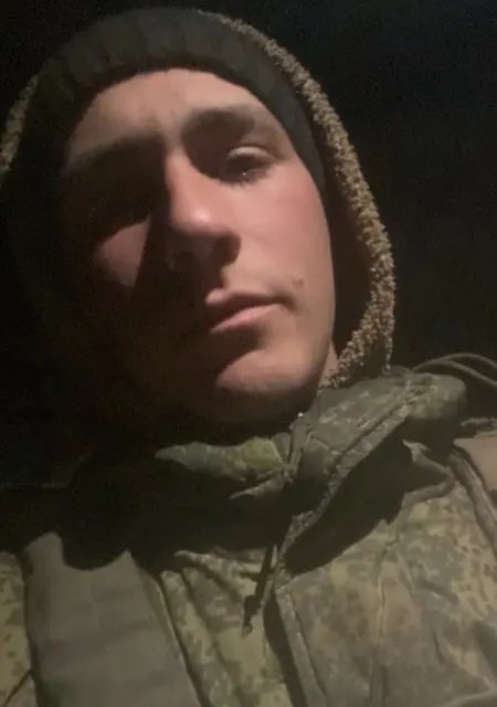 Егор из Буденновска, мне 20, познакомлюсь без обязательств