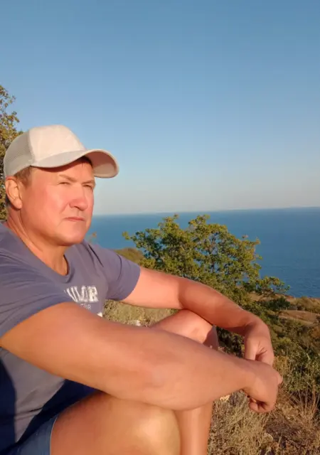 Влад из Челябинска, ищу на сайте знакомства без обязательств