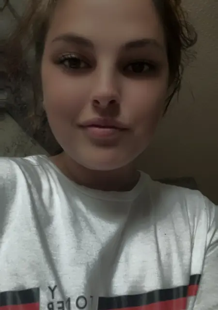 Я Романовна, 21, знакомлюсь для общения в Владивостоке