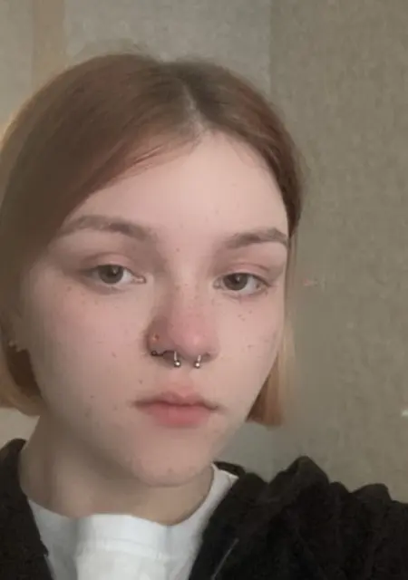 Полина из Перми, ищу на сайте дружбу