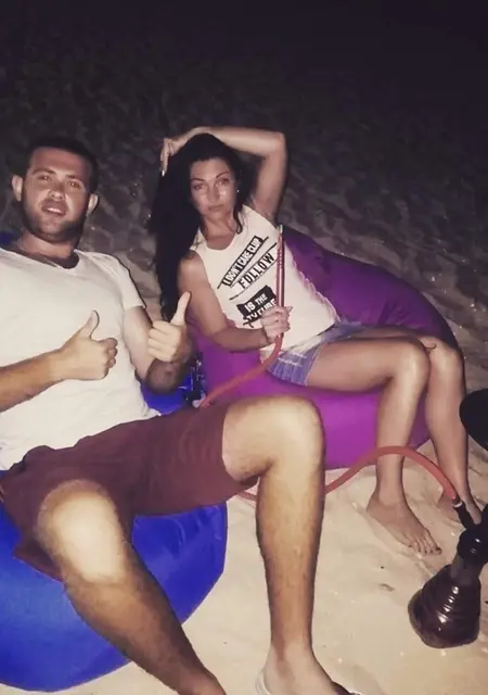 Саша И Света из Харькова, ищу на сайте приятное времяпровождение