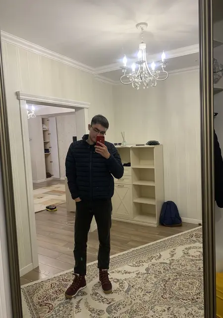 Дима из Тарко-Сале, мне 24, познакомлюсь без обязательств