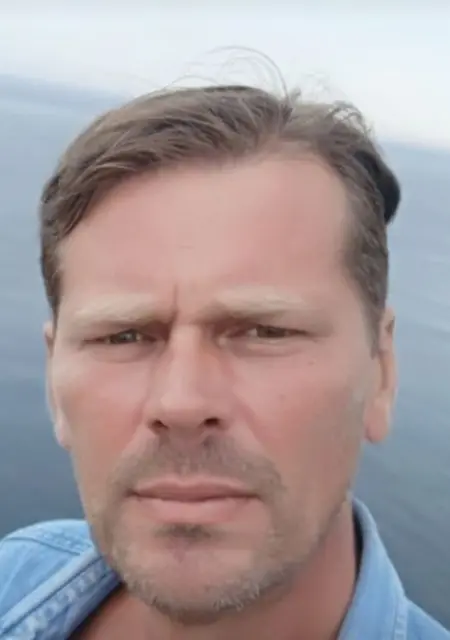 Александр из Севастополя, мне 51, познакомлюсь без обязательств