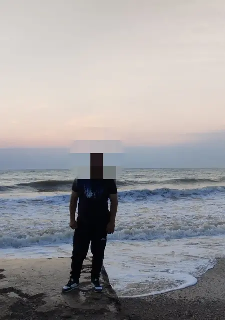 Максим из Симферополя, ищу на сайте открытые отношения