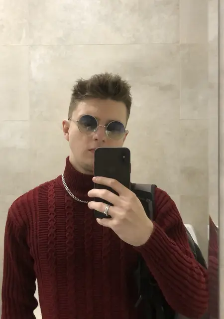 Димитрий из Симферополя, ищу на сайте знакомства без обязательств