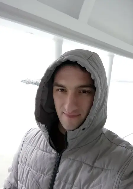 Я Виталя, 38, знакомлюсь на одну ночь в Анапе