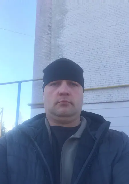 Александр из Калуги, мне 44, познакомлюсь без обязательств