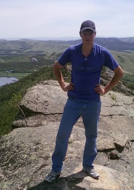 Я Дмитрий, 41, знакомлюсь на одну ночь в Караганде