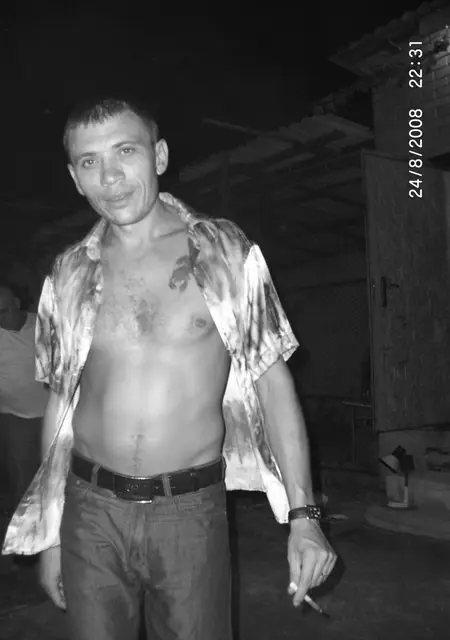 Я Владимир, 52, из Донецка, ищу знакомства на одну ночь