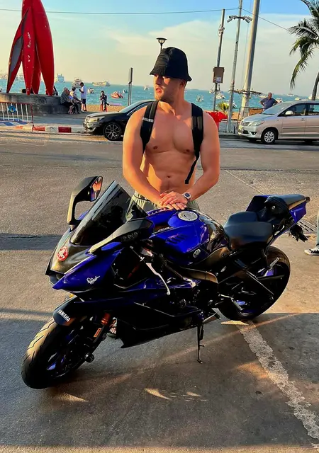 Я Егор, 25, знакомлюсь на одну ночь в Ставрополе