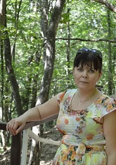 Я Ирина, 47, знакомлюсь для дружбы в Армавире