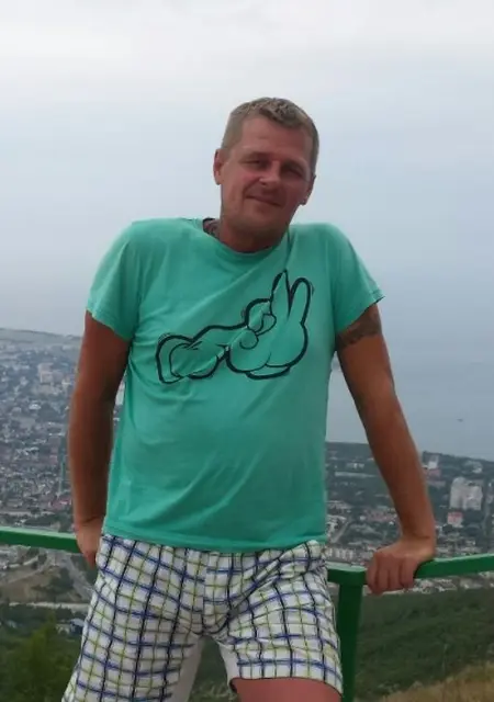 Я Dima, 50, из Пскова, ищу знакомство для приятного времяпровождения