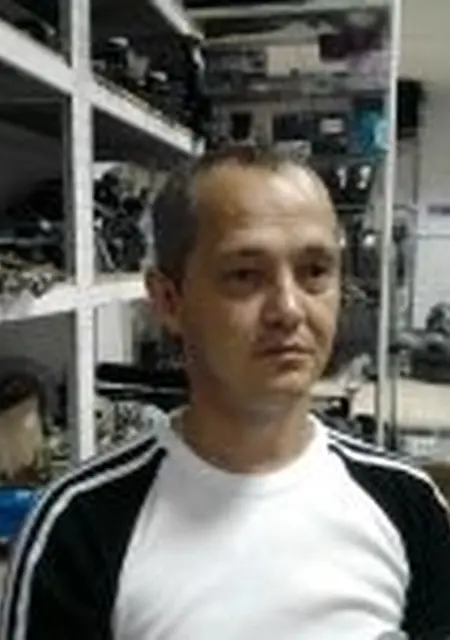 Наиль из Уфы, ищу на сайте постоянные отношения