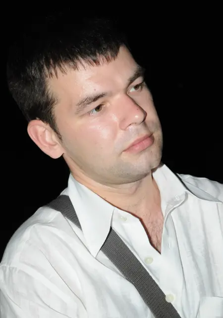 Я Роман, 38, из Ейска, ищу знакомство для постоянных отношений