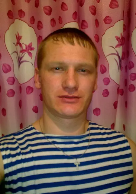 Я Владимир, 45, знакомлюсь без обязательств в Ачинске