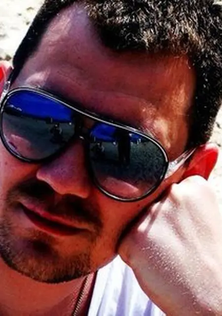 Я Даниил, 40, из Мурманска, ищу знакомство для вирта