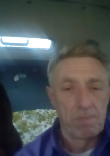 Я Матвей, 55, из Боровичей, ищу знакомство для приятного времяпровождения