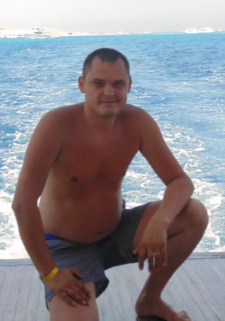 Витал из Верхней Пышмы, мне 44, познакомлюсь для приятного времяпровождения