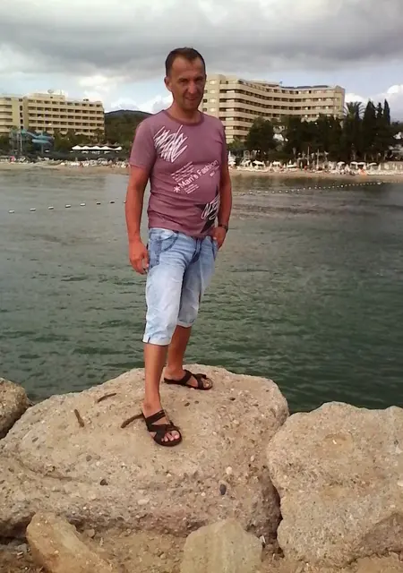 Igor из Пушкина, мне 53, познакомлюсь на одну ночь