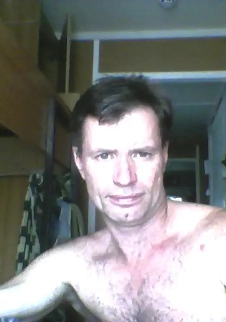 Иван из Уссурийска, ищу на сайте знакомства без обязательств