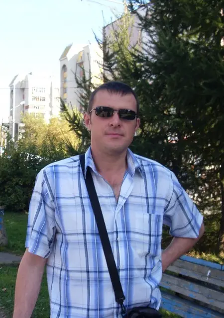 Я Den, 54, из Сыктывкара, ищу знакомства на одну ночь