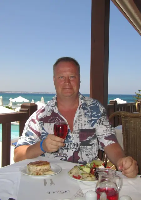 Александр из Тольятти, ищу на сайте приятное времяпровождение