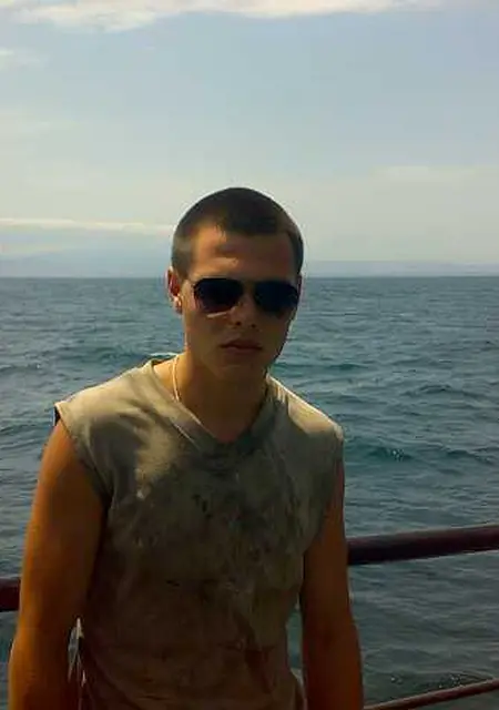 Я Саша, 36, знакомлюсь для вирта в Астрахани