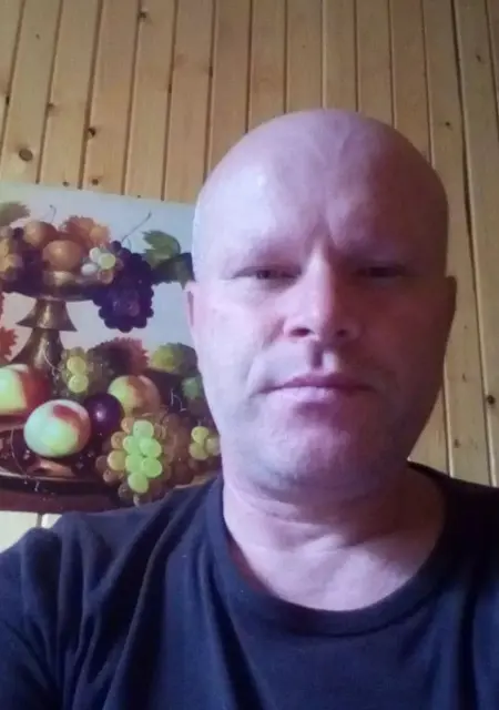 Карелов Толік з Коломия, шукаю на сайті знайомства без зобов'язань