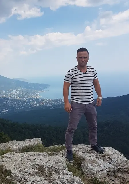 Я Александр, 38, из Заозерска, ищу знакомства без обязательств