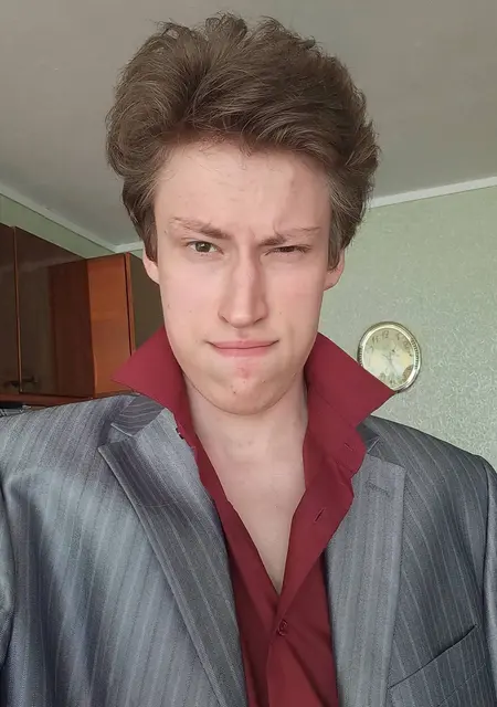 Эльдар из Пскова, мне 21, познакомлюсь для приятного времяпровождения