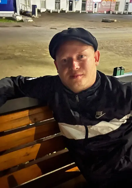 Я Ринат, 28, из Нижнеангарска, ищу знакомство для приятного времяпровождения