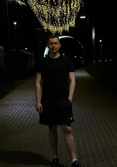 Константин из Дзержинска, ищу на сайте открытые отношения