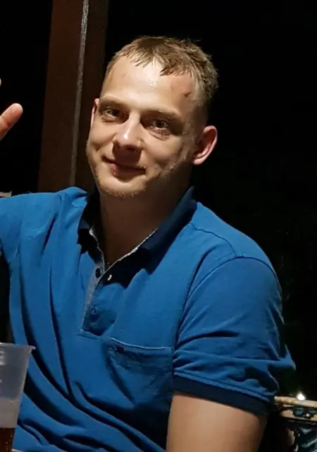 Anton из Екатеринбурга, мне 38, познакомлюсь на одну ночь
