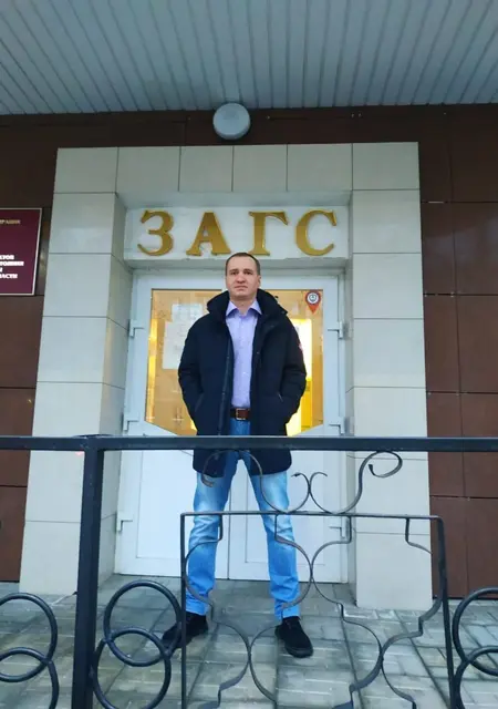 Я Сергей, 37, из Ревды, ищу знакомства на одну ночь