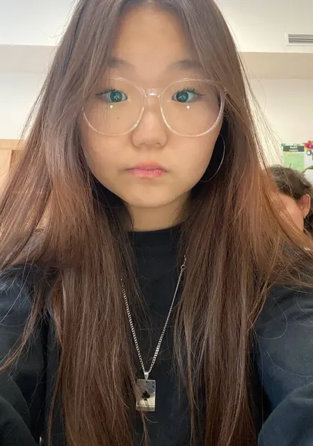 Арина из Москвы, мне 20, познакомлюсь для общения