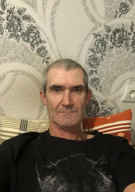 Владимир из Симферополя, мне 51, познакомлюсь на одну ночь