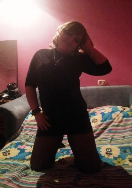 Я Элеонора, 39, из Кемерово, ищу знакомства без обязательств